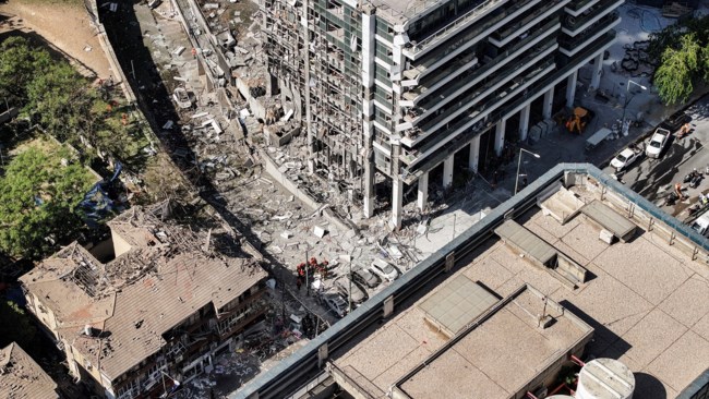 Μικρές ζημιές στην ολλανδική πρεσβεία στο Τελ Αβίβ από ιρανικό πυραυλικό πλήγμα