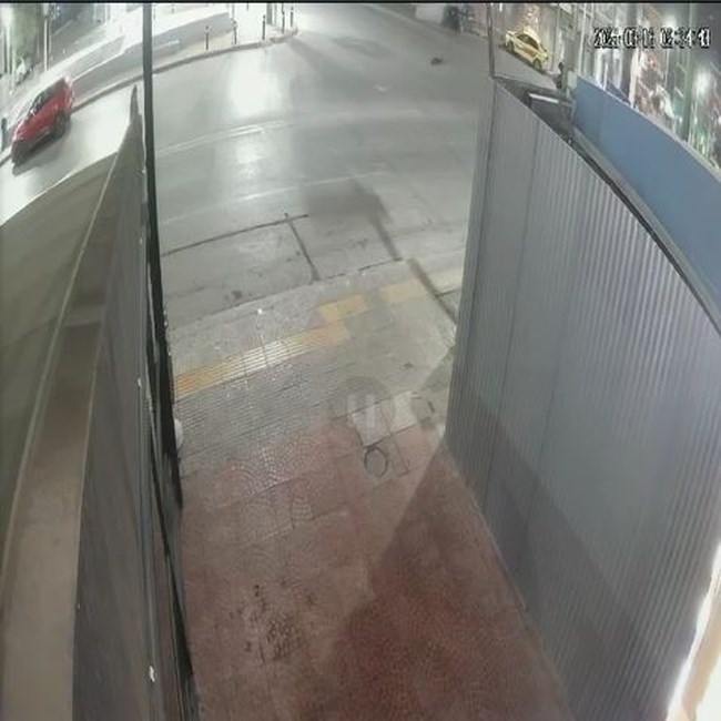 Περιστέρι: Συνελήφθη η 22χρονη οδηγός του ΙΧ στο θανατηφόρο τροχαίο - Ήταν μεθυσμένη και παραβίασε "κόκκινο" [βίντεο]