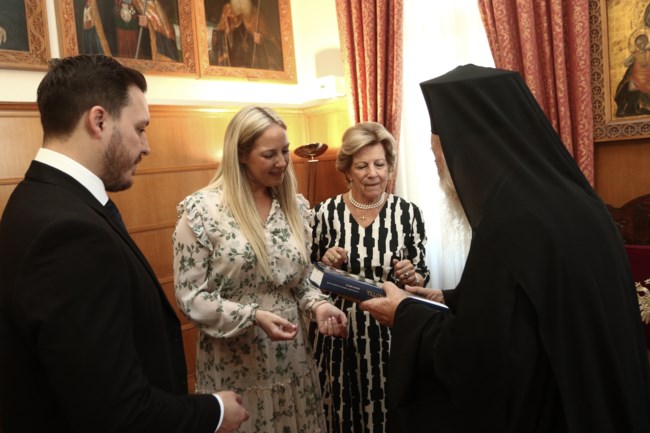 Γάμος Θεοδώρας: Επίσκεψη στον Αρχιεπίσκοπο Ιερώνυμο - Μαζί με την Άννα-Μαρία και τον μέλλοντα σύζυγό της, Μάθιου Κουμάρ