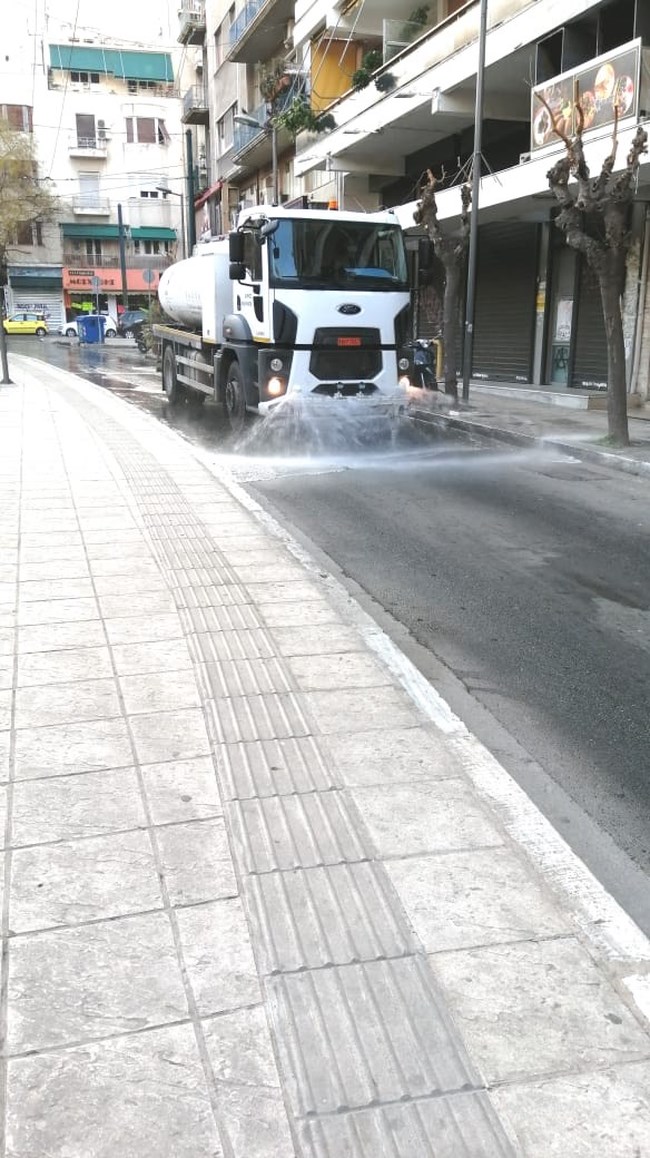 Ο δήμος Αθηναίων καθάρισε τη γειτονιά του Άγιου Παντελεήμονα