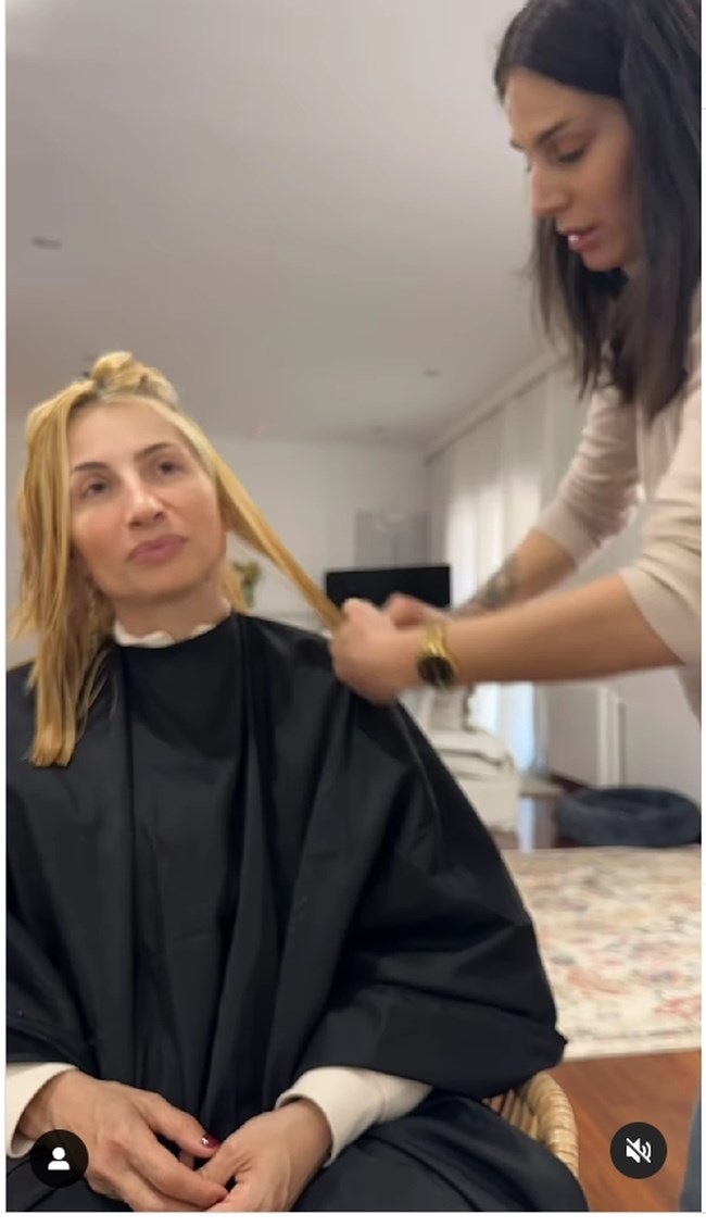 Ριζική αλλαγή look για τη Μαρία Ηλιάκη: Έκοψε τα μαλλιά της και υιοθέτησε το bobhaircut