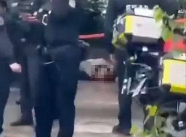 Μαφιόζικη εκτέλεση στο Χαλάνδρι: Βίντεο ντοκουμέντο από τη στιγμή των πυροβολισμών - "Ήταν σαν μυδραλιοβόλο, τρομάξαμε πολύ"