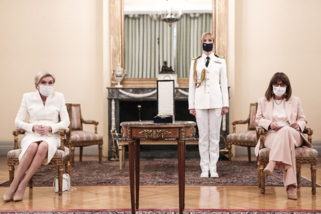 Η ΠτΔ βράβευσε τη Μαριάννα Βαρδινογιάννη - Με το Μεγαλόσταυρο του Τάγματος της Ευποιίας