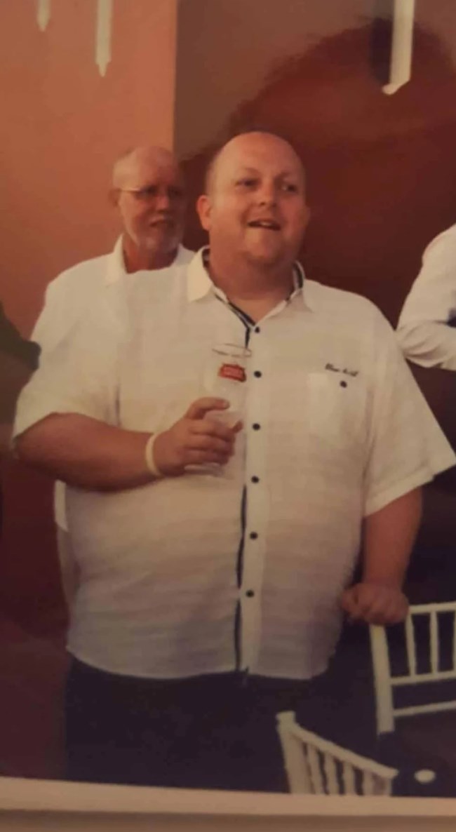 plus-sized-man χοντρός