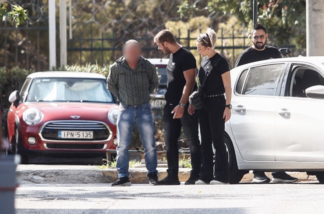 44ΧΡΟΝΟΣ ΚΟΛΩΝΟΣ