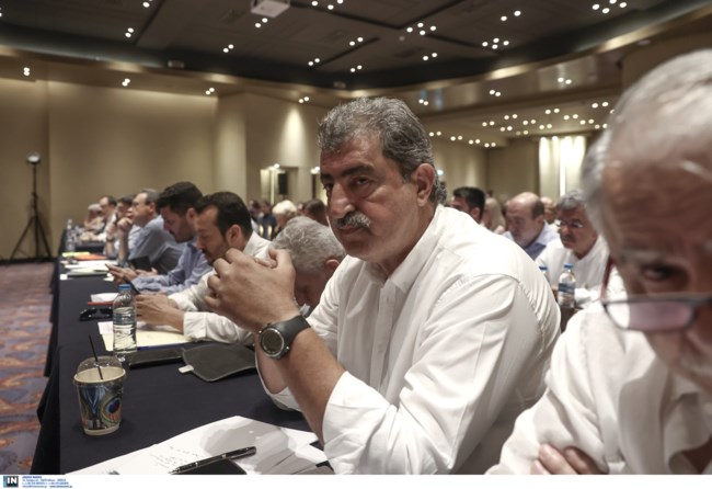 ΣΥΡΙΖΑ: Υποψήφιοι για την ηγεσία και Παππάς και Τζουμάκας, υπό προϋποθέσεις ο Πολάκης- Απών ο Τσίπρας [εικόνες]