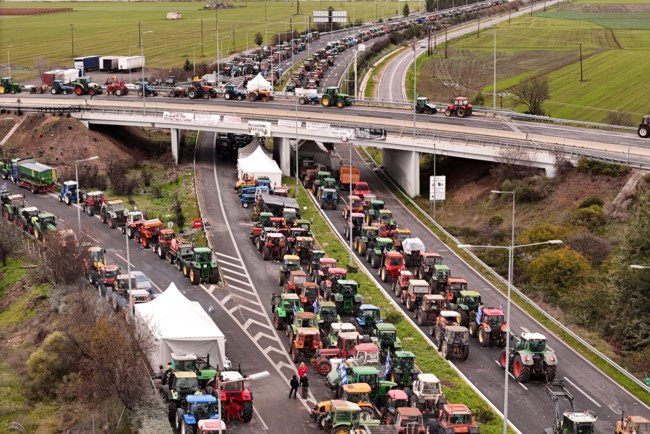 ΤΡΑΚΤΕΡ ΕΘΝΙΚΗ ΟΔΟΣ