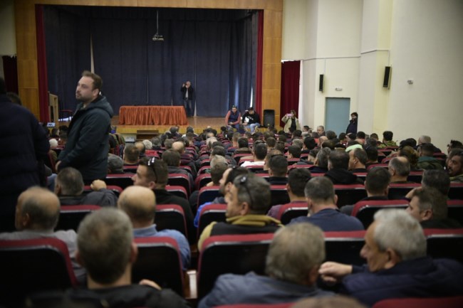 Αγροτες συσκεψη