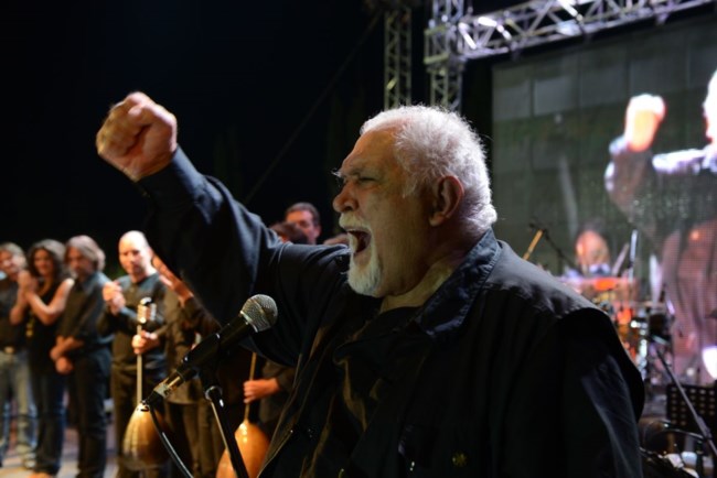 Κώστας Καζάκος