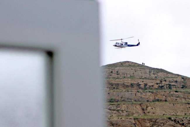 Εντοπίστηκαν τα συντρίμμια του ελικοπτέρου που μετέφερε τον Ιρανό πρόεδρο - "Δεν υπάρχει καμία ένδειξη για επιζώντες"