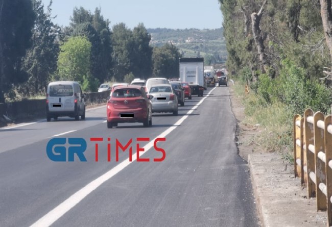 Σαν τη Χαλκιδική μετά το lockdown δεν... έχει: Σημειωτόν η πρώτη έξοδος, μεγάλο μποτιλιάρισμα [εικόνες - βίντεο]