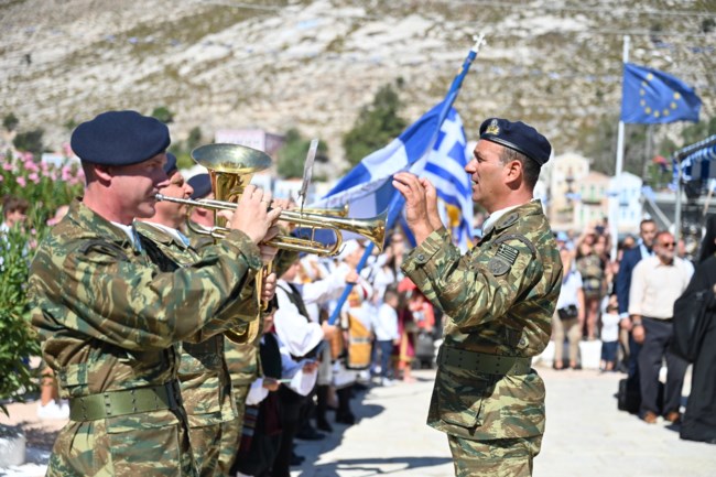 ΔΕΝΔΙΑΣ ΚΑΣΤΕΛΟΡΙΖΟ