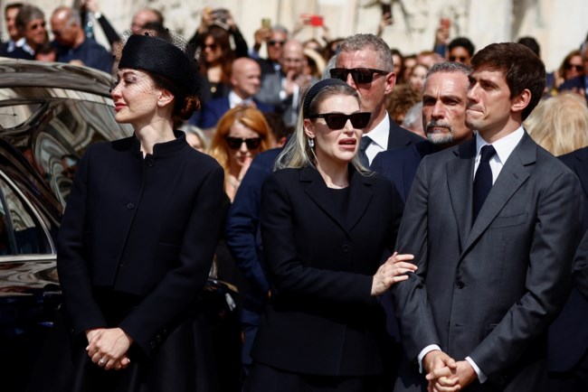 οικογενεια μπερλουσκονι