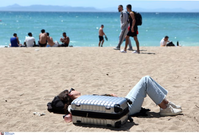 Καιρός: Μετά το καλοκαίρι έρχονται ξανά βροχές: Πότε αλλάζει το σκηνικό με πτώση της θερμοκρασίας  - Η πρόβλεψη Κολυδά