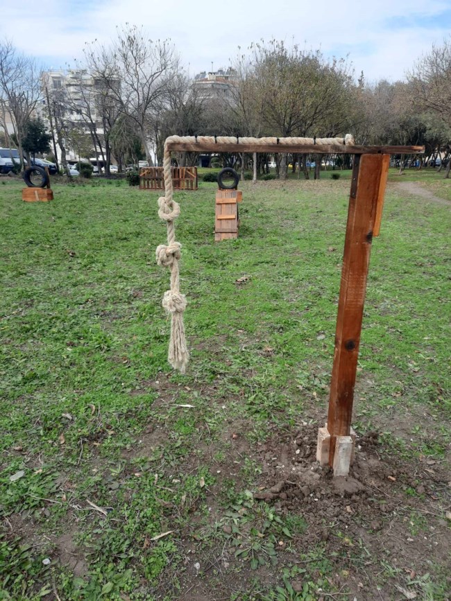 Το πρώτο πάρκο σκύλων με ανακυκλώσιμα υλικά στον δήμο Καλαμαριάς