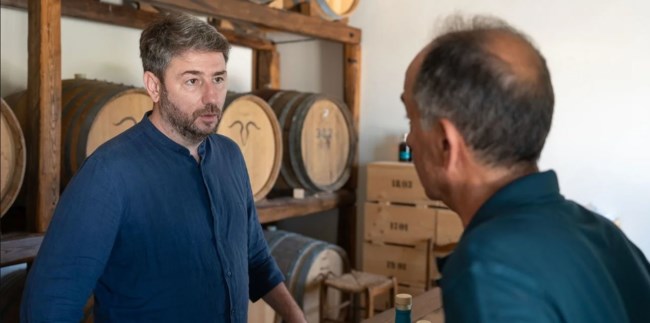 Ανδρουλάκης από Σύρο: Τα νησιά μας πρέπει να αναπτύξουν μια παραγωγική βάση προστιθέμενης αξίας