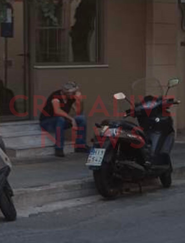 Ηράκλειο: Ο πατέρας του 29χρονου Νίκου περίμενε για να δει τον δράστη που πυροβόλησε τον γιο του για μια προσπέραση [εικόνες]