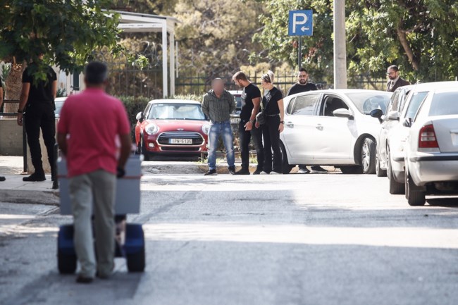 Κολωνός: Προφυλακιστέος ο 44χρονος για τον βιασμό της 16χρονης φίλης του γιου του - Επέμεινε ότι είχε σχέση με το κορίτσι