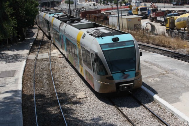 Σιδηρόδρομος: Ξανά στις ράγες τα τρένα και ο προαστιακός από αύριο με αυστηρά μέτρα - Ποια δρομολόγια θα γίνουν