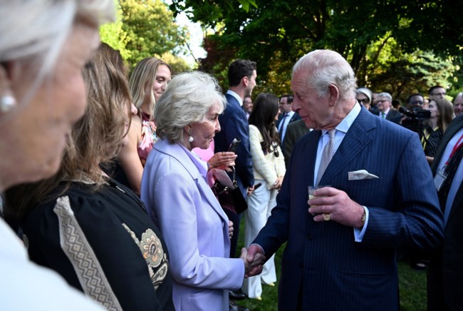 ΤΡΑΜΠ ΚΑΡΟΛΟΣ