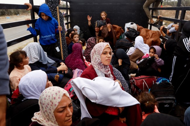 Γάζα: Ισραηλινά άρματα μάχης στις πύλες του νοσοκομείου Αλ Σίφα - "Τουλάχιστον 650 ασθενείς βρίσκονται μέσα"