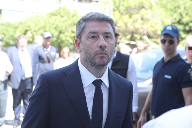 ΛΕΝΑ ΣΑΜΑΡΑ