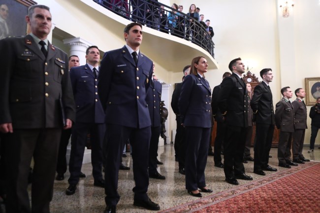 Στο χακί Πετρούνιας, Τεντόγλου, Φουντούλης και Παπαδοπούλου - Η ορκωμοσία των εφέδρων αξιωματικών [εικόνες]