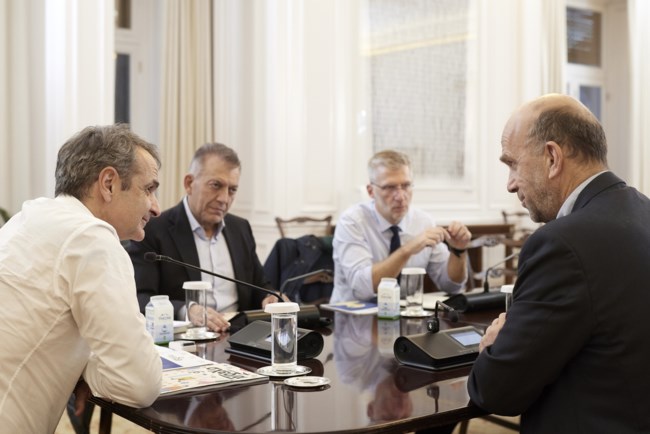 Περιοδικό "Σχεδία": Στήριξη Μητσοτάκη στην υποψηφιότητα της Αθήνας για το Παγκόσμιο Κύπελλο Αστέγων 2027