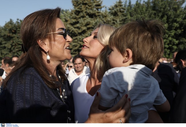 κοσιωνη ντορα μπακογιαννη