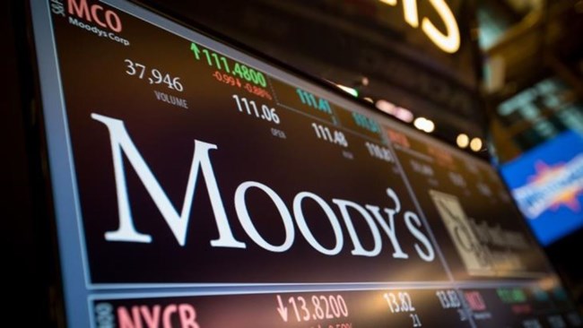 Η Moody’s αναβάθμισε την Ελλάδα στην επενδυτική βαθμίδα Baa3 με σταθερές προοπτικές
