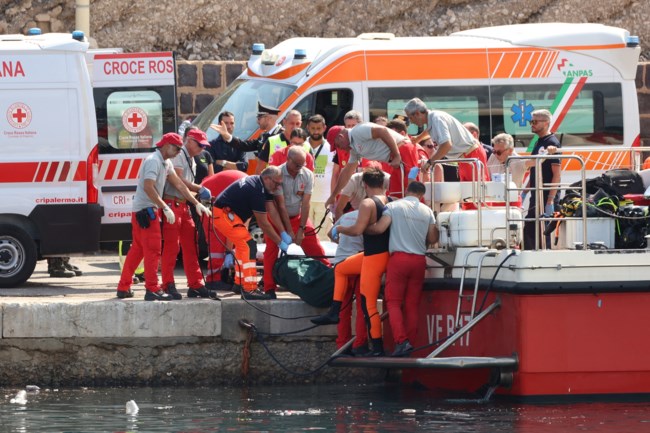 Ιταλία: Ιστιοφόρο βυθίστηκε στα ανοιχτά του Παλέρμο - Ένας νεκρός και τουλάχιστον έξι αγνοούμενοι