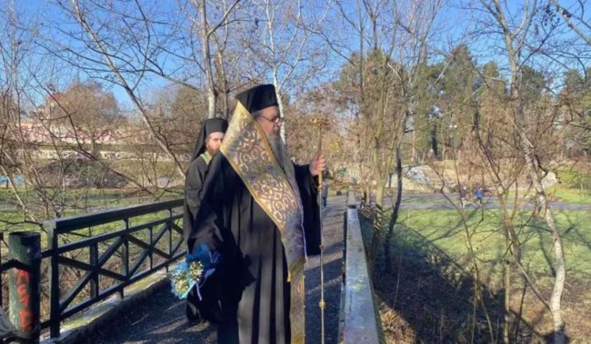 ΑΓΙΑΣΜΟΣ ΥΔΑΤΩΝ ΛΑΡΙΣΑ