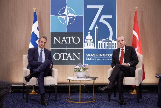 CNBC: Γιατί η Ελλάδα ανήκει στις χώρες του ΝΑΤΟ με τις υψηλότερες αμυντικές δαπάνες αλλά δεν είναι στρατιωτική υπερδύναμη
