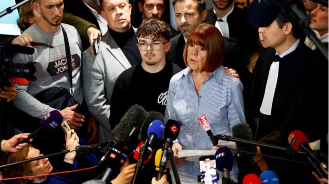 "Πήγα στο μπάνιο και έκανα εμετό": Ο γιος της Ζιζέλ Πελικό περιγράφει τη στιγμή που έμαθε ότι ο πατέρας του "είναι ένα τέρας"