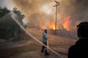 Φωτιές: Πρόστιμο 3.000 ευρώ σε 51χρονο που εκτελούσε εργασίες με τροχό - 6 συλλήψεις σε Κρήτη, Εύβοια, Αττική, Αιτωλοακαρνανία