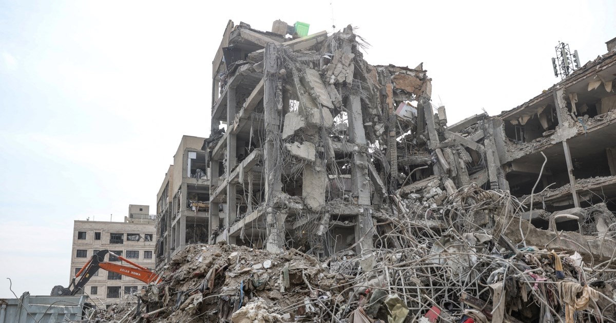 Λαριτζανί: Η "συμμορία του Έπσταϊν" σχεδιάζει να ενοχοποιήσει το Ιράν για επίθεση τύπου "11ης Σεπτεμβρίου"