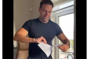 Συνεχίζεται η κόντρα Αυγενάκη - Κασσελάκη: Ανάρτησε τα έγγραφα μεταβίβασης ακινήτου - "Η συνέχεια στα δικαστήρια"