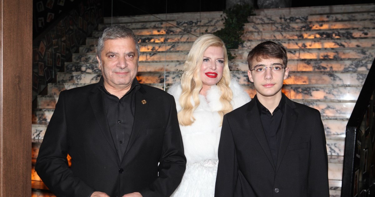 Οι πρώτες φωτογραφίες από τον γάμο του Γιώργου Πατούλη: Η πανέμορφη νύφη με το ρομαντικό boho νυφικό και τις πέρλες - εικόνα 6