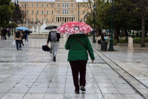 Καιρός "βορείου ρεύματος" με βοριάδες, βροχές και πτώση θερμοκρασίας - Πότε "επιστρέφει" η άνοιξη στη χώρα