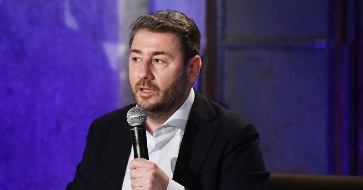 Ανδρουλάκης με πυροσβέστες στη Λέσβο: Η πρόληψη είναι το όπλο απέναντι στις επιπτώσεις της κλιματικής κρίσης - εικόνα 3