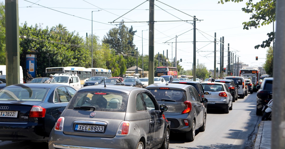 EKO Ράλλυ Αρόπολις 2025: Εντυπωσιακές εικόνες στο κέντρο της Αθήνας - Γιατί ακυρώθηκε η τελετή εκκίνησης - εικόνα 11