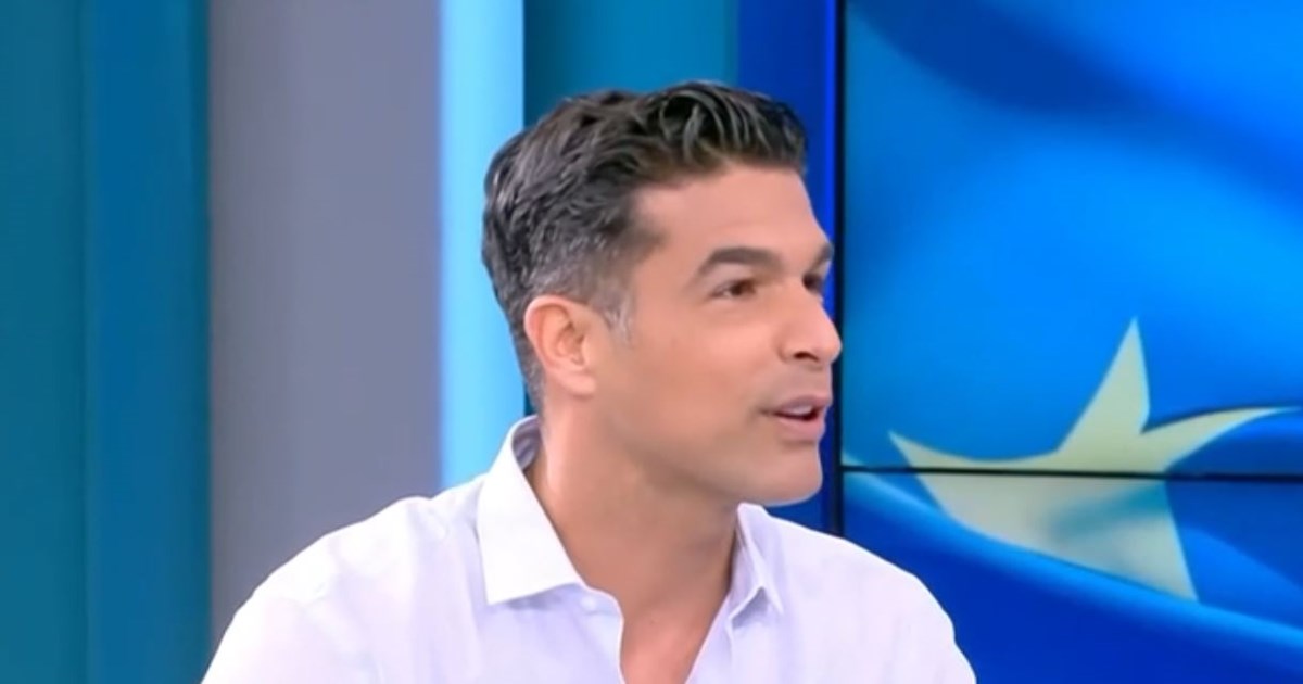 Η πρώτη φωτογραφία του Νίκου Αναδιώτη στο Ευρωκοινοβούλιο - Ορκίστηκε ευρωβουλευτής με τη Νίκη