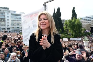 Εκκλησιαστικό παρασκήνιο με την Καρυστιανού: Οι "σκληρές μονές" του Αγίου Όρους και η στήριξη στο νέο κόμμα