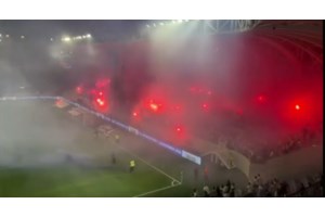 Ενόχληση Αταμάν από το πανό για τα 50 χρόνια τουρκικής κατοχής στην Κύπρο: "Τα γήπεδα είναι τόπος φιλίας, όχι πολιτικής" - εικόνα 2