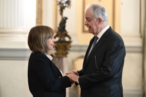 Το αιχμηρό σχόλιο της Έλενας Ακρίτα για την Κατερίνα Σακελλαροπούλου: "Δεν θα λείψετε κυρία μου"