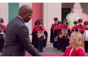 "Πυροβόλησε την Τζόρτζια": Απειλητικά μηνύματα για την Μελόνι με υπογραφή... "Ερυθρές Ταξιαρχίες" - εικόνα 2