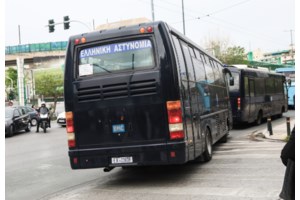 Δολοφονία Λυγγερίδη: Παραδόθηκε και συνελήφθη ο "Ρουμάνος" της Θύρας 7 - εικόνα 2