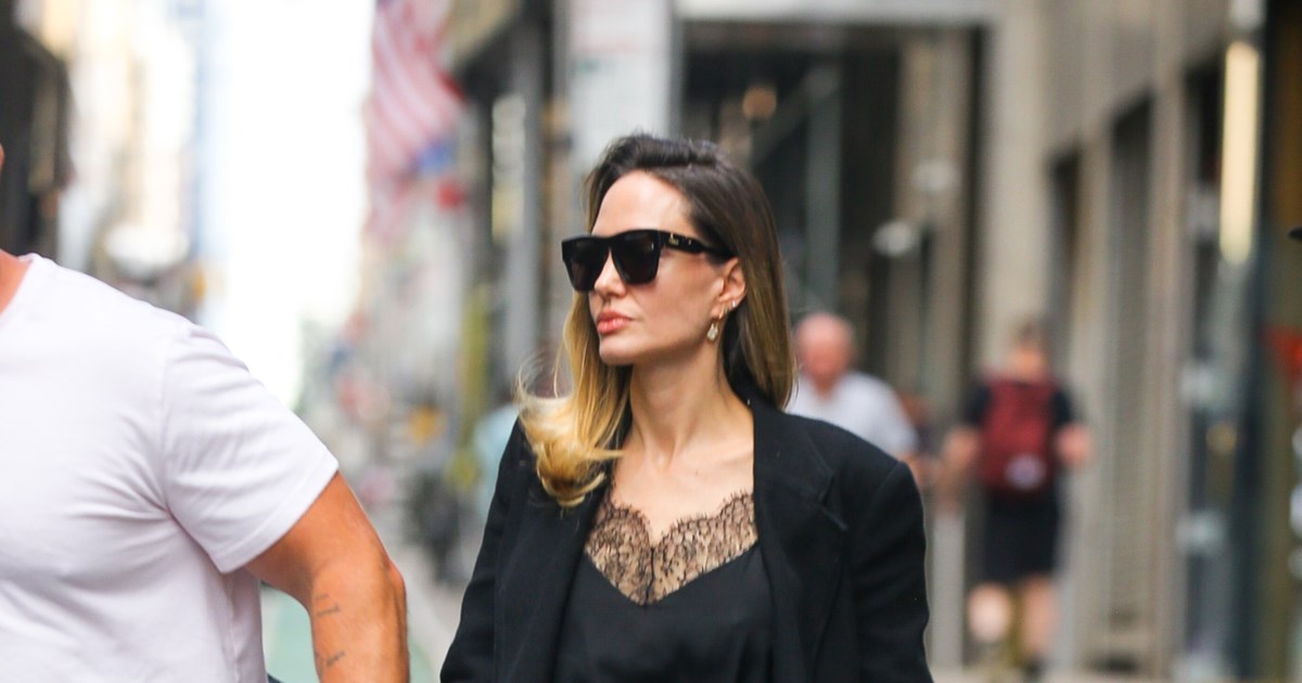 Πολύγλωσση, κούκλα και με αγάπη για τη μόδα η σύντροφος του Μπραντ Πιτ: Ποια είναι η μελαχρινή καλλονή Ινές Ντε Ραμόν - εικόνα 3