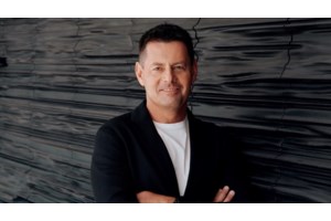 Ο ΟΠΑΠ απορροφάται από τον κολοσσό της Allwyn και "βλέπει" διεθνή χρηματιστήρια - Σε Λουξεμβούργο και Ελβετία η νέα έδρα