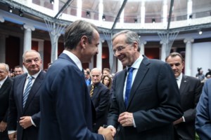 Πέρασε η τροπολογία για την άδεια διαμονής στους μετανάστες- Καταψήφισαν Σαμαράς, Σπαρτιάτες, Νίκη και Βελόπουλος - εικόνα 2